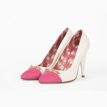 Load image into Gallery viewer, Sahach Bella Rosa Chain-Embellished Stilettos
